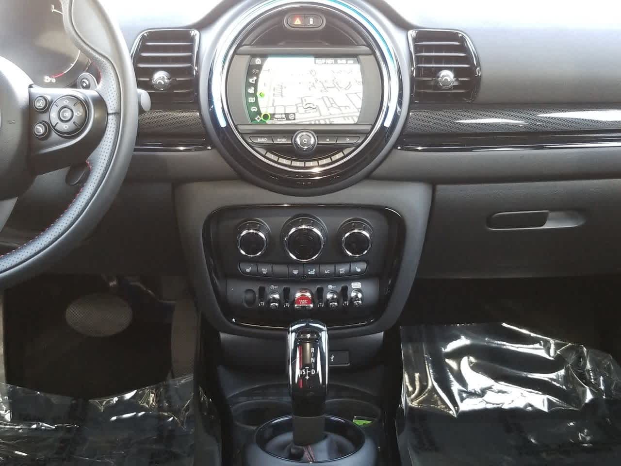 Thumbnail: 2021 MINI Cooper Clubman - 29