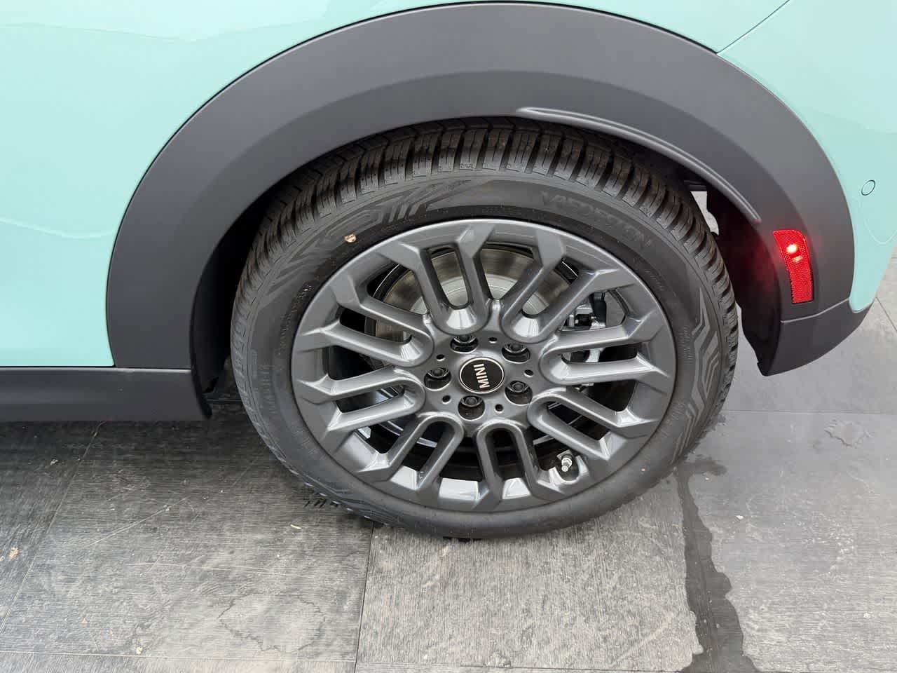 Thumbnail: 2026 MINI Cooper Hardtop - 24