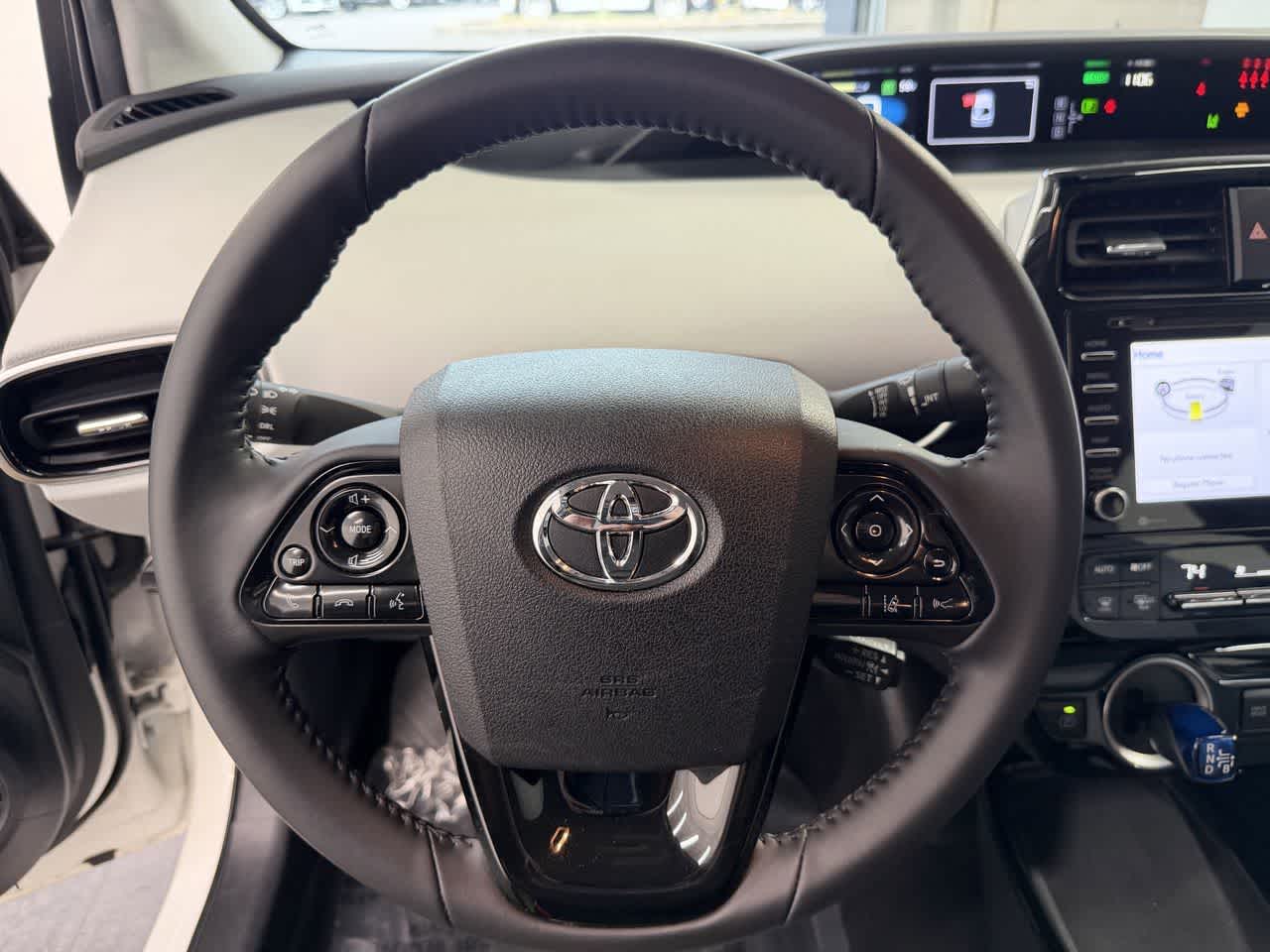 Thumbnail: 2021 Toyota Prius Prime - 16