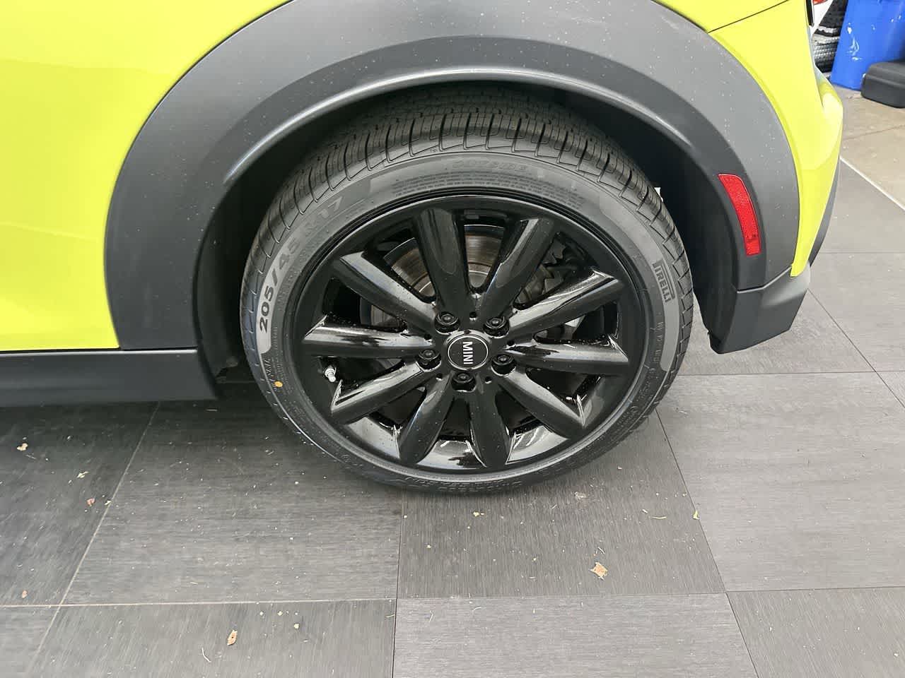 Thumbnail: 2022 MINI Cooper Convertible - 25