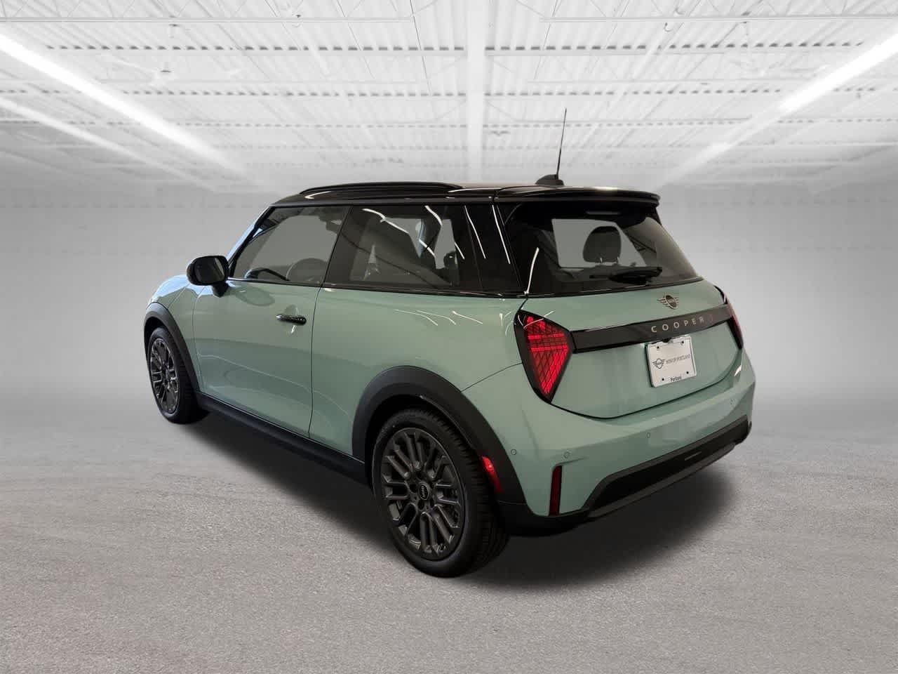Thumbnail: 2026 MINI Cooper Hardtop - 3