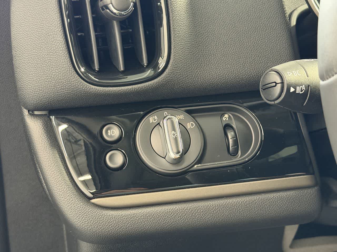 Thumbnail: 2023 MINI Cooper Countryman - 16