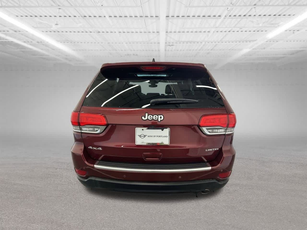 Thumbnail: 2019 Jeep Grand Cherokee - 4