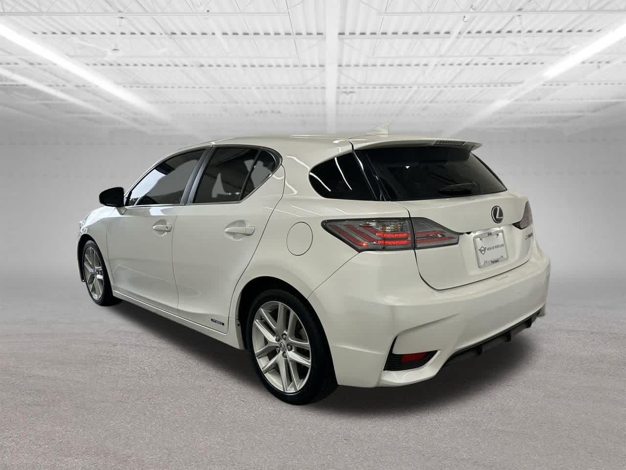 Thumbnail: 2015 Lexus CT - 3