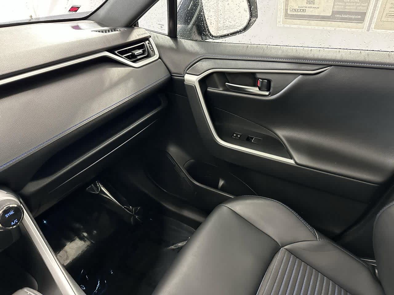 Thumbnail: 2019 Toyota RAV4 - 25