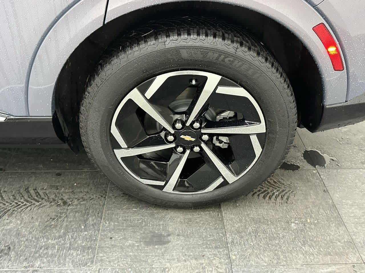 Thumbnail: 2024 Chevrolet Equinox - 22