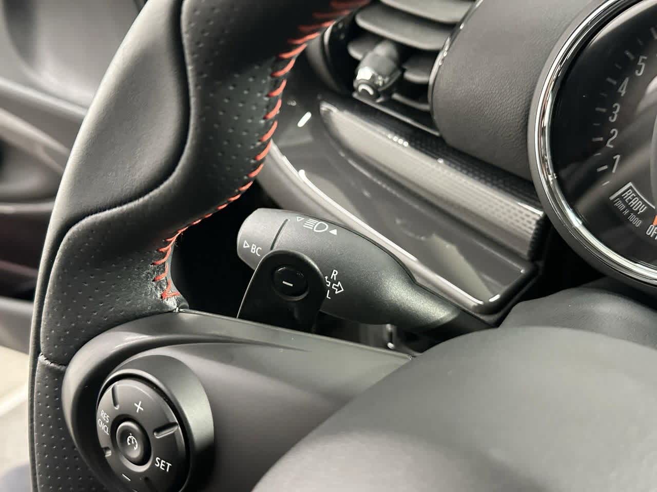 Thumbnail: 2019 MINI Cooper Clubman - 16