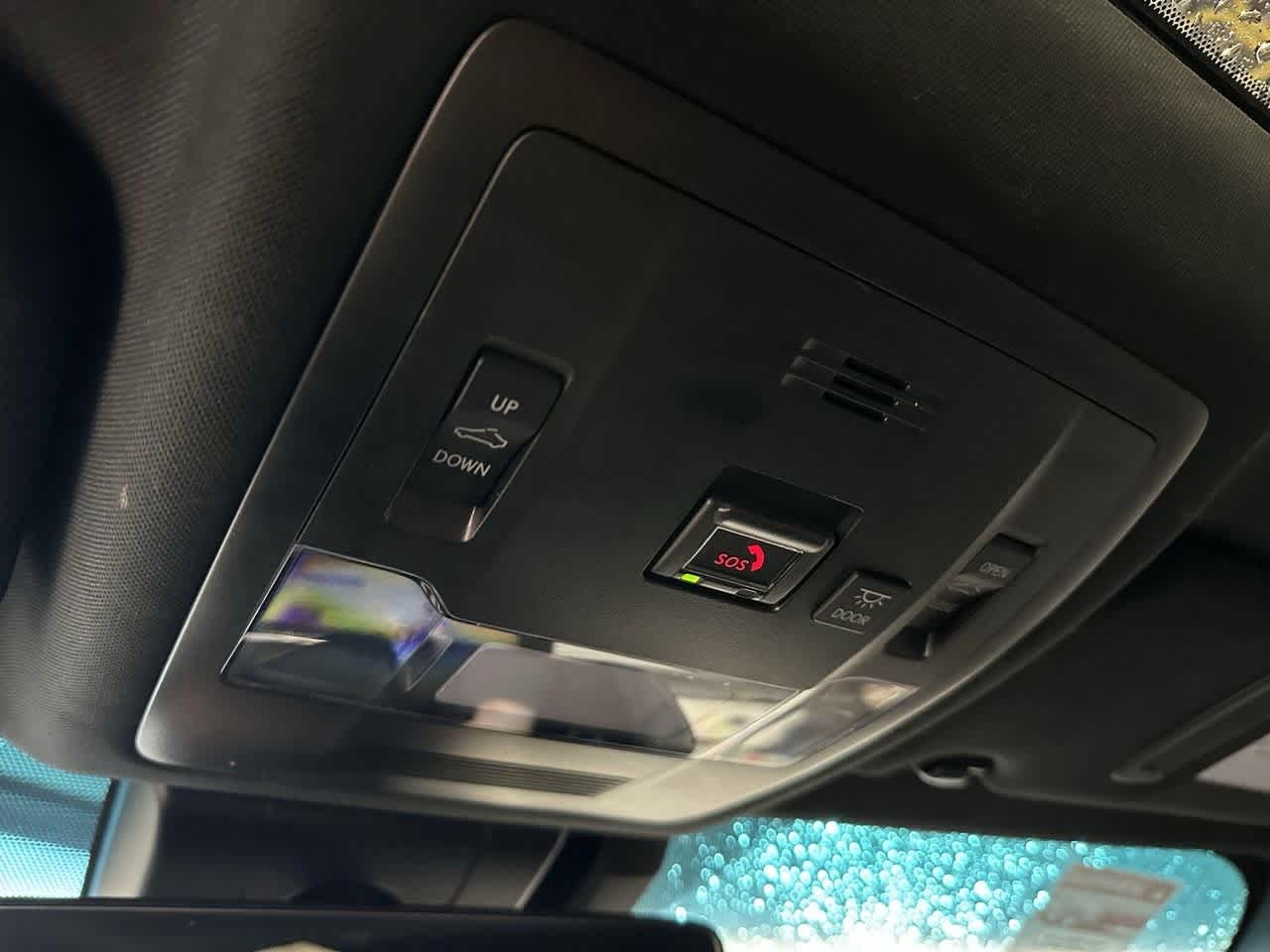 Thumbnail: 2023 Lexus ES - 20