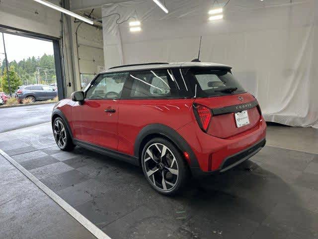 2025 Mini Cooper 2 Door Hardtop photo 3