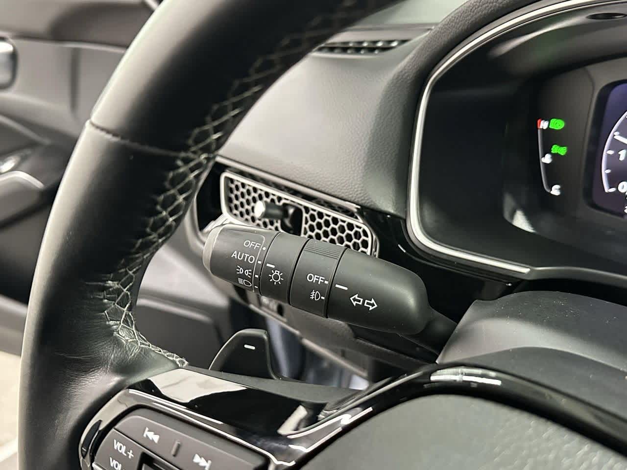 Thumbnail: 2022 Honda Civic - 16