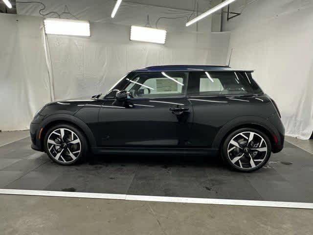 Thumbnail: 2025 MINI Cooper Hardtop - 2