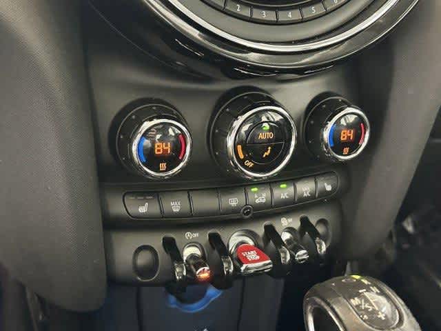 Thumbnail: 2017 MINI Cooper Hardtop - 21