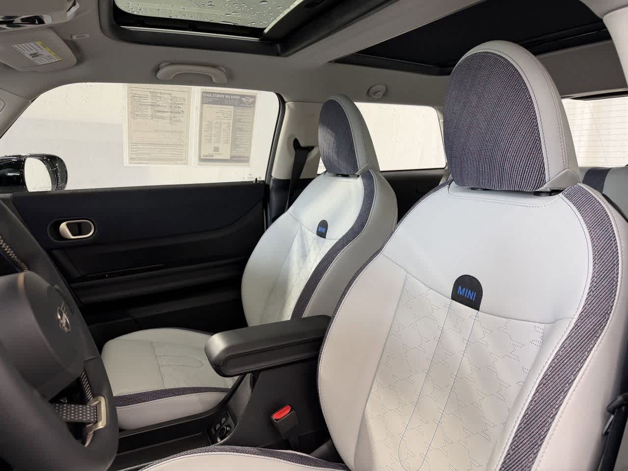 Thumbnail: 2025 MINI Cooper Hardtop - 11