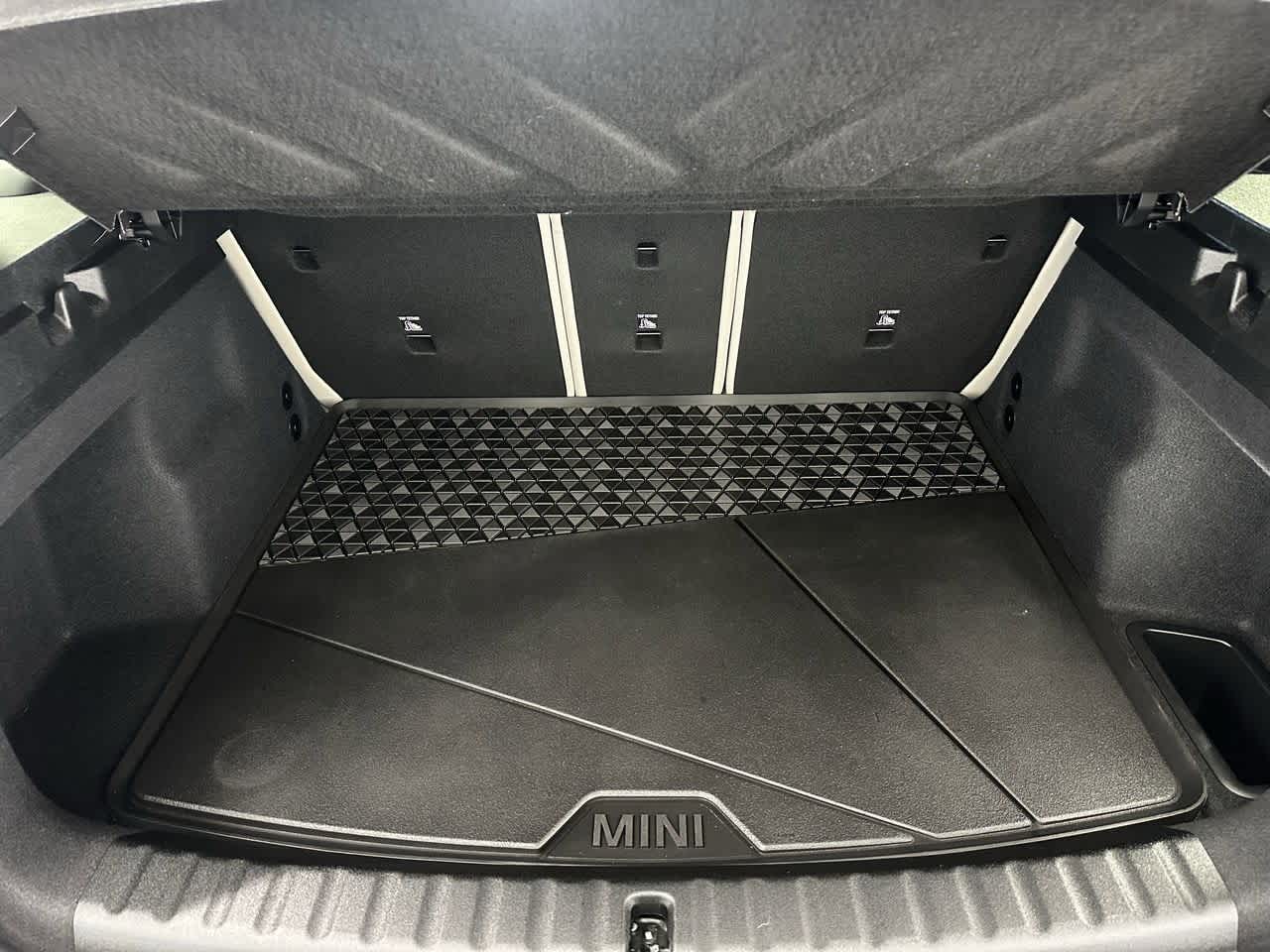 Thumbnail: 2025 MINI Cooper Countryman - 4