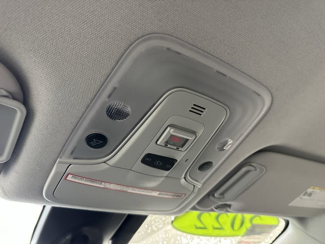 Thumbnail: 2022 Toyota Prius Prime - 18