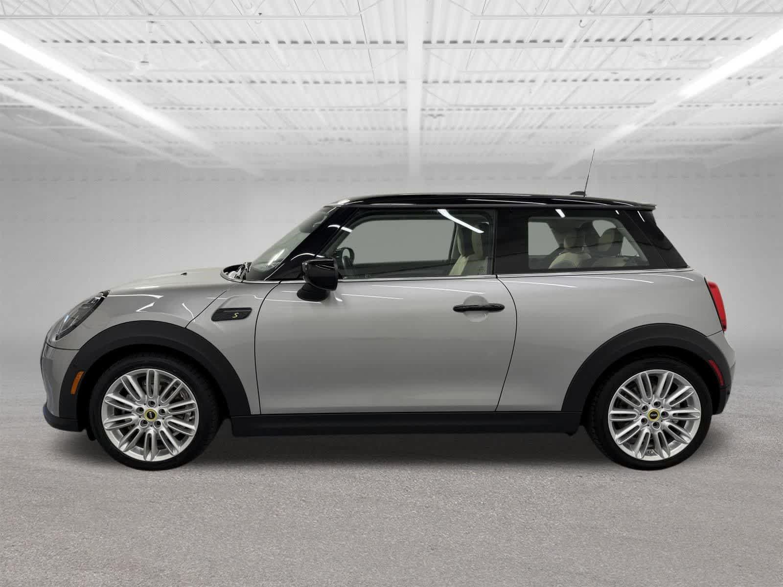 Certified 2024 MINI Hardtop 2 Door SE with VIN WMW13DJ07R2V24603 for sale in Portland, OR