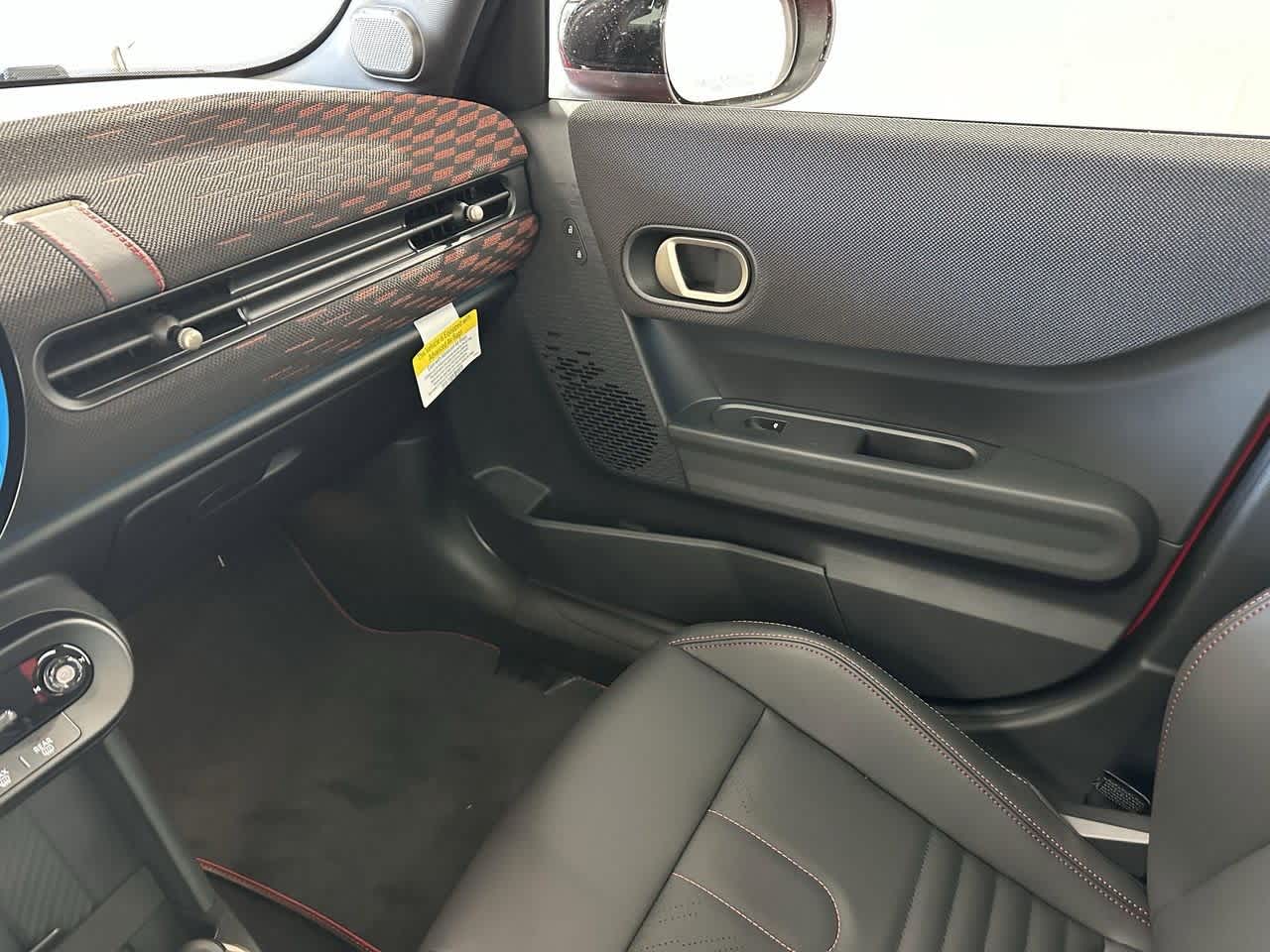 Thumbnail: 2025 MINI Cooper Hardtop - 25