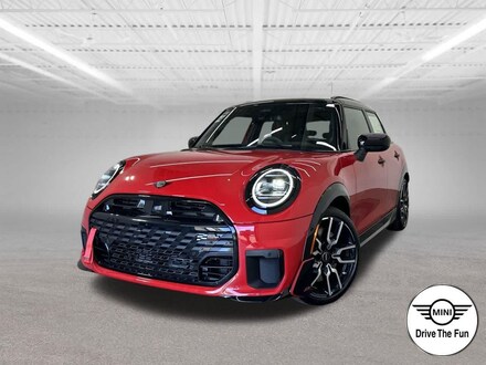 2025 MINI Hardtop 4 Door Iconic Hatchback