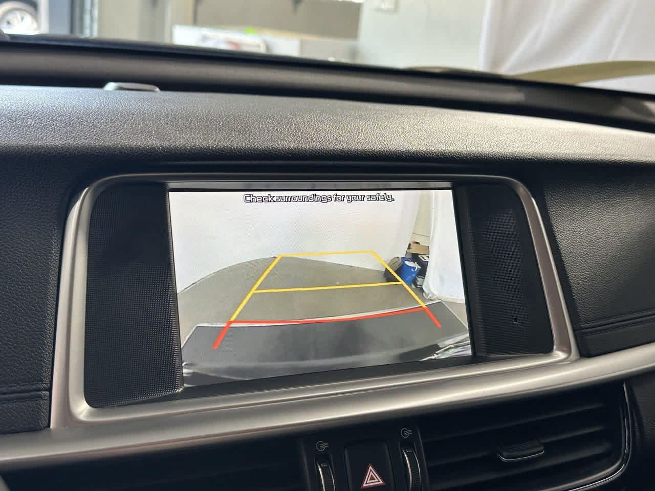 Thumbnail: 2019 Kia Optima - 21