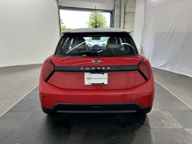 2025 Mini Cooper 2 Door Hardtop photo 4