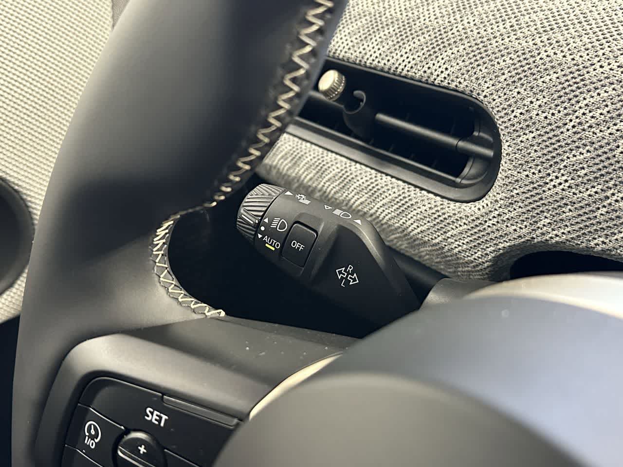 Thumbnail: 2025 MINI Cooper Hardtop - 15