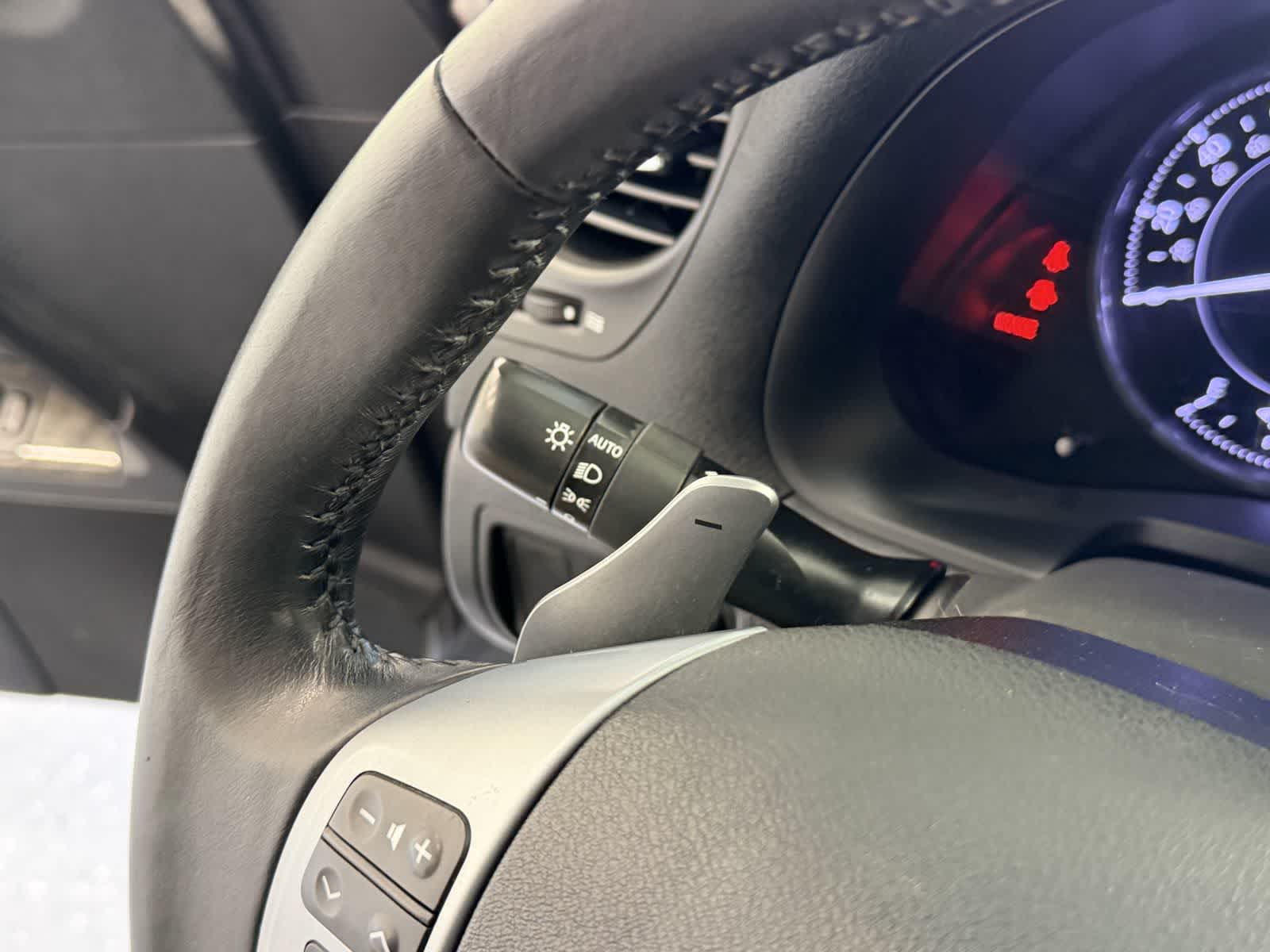 Thumbnail: 2011 Lexus IS - 14