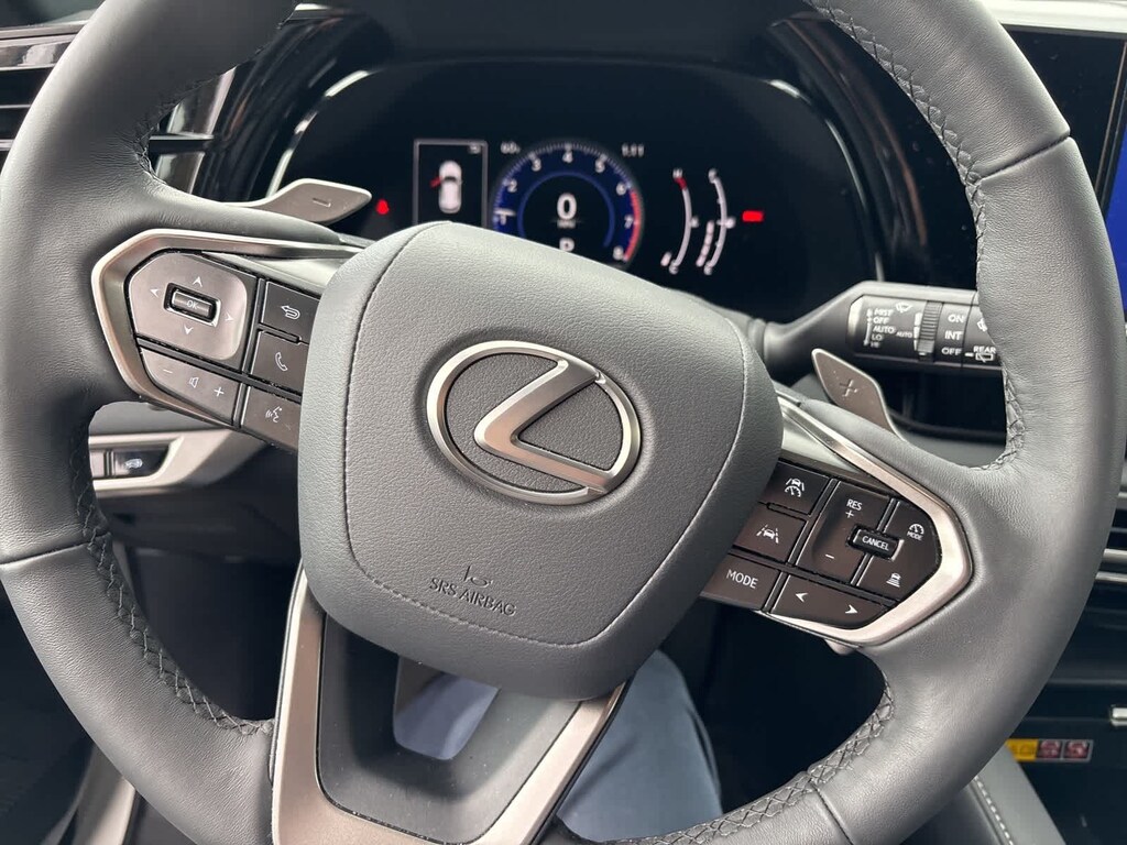 2024 Lexus RX 350 photo 3