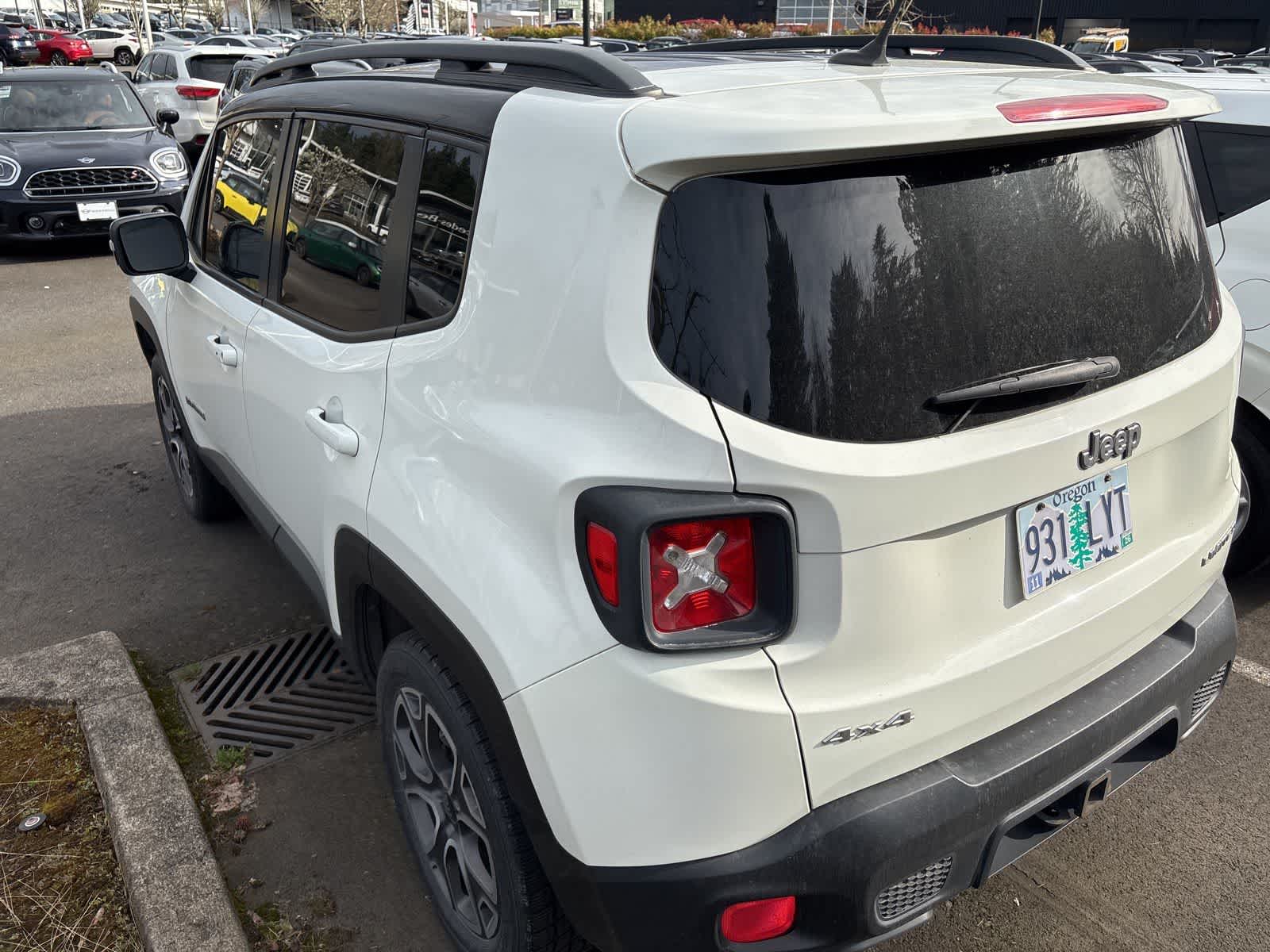 Thumbnail: 2016 Jeep Renegade - 6