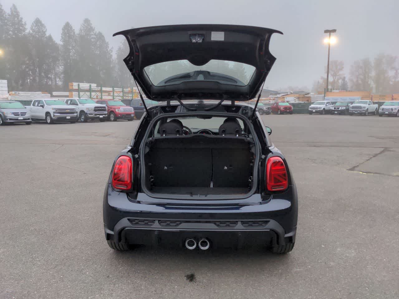 Thumbnail: 2023 MINI Cooper Hardtop - 33