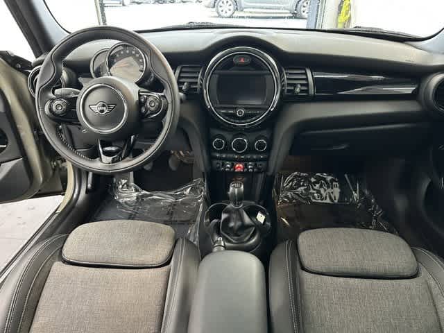 Thumbnail: 2019 MINI Cooper Hardtop - 13