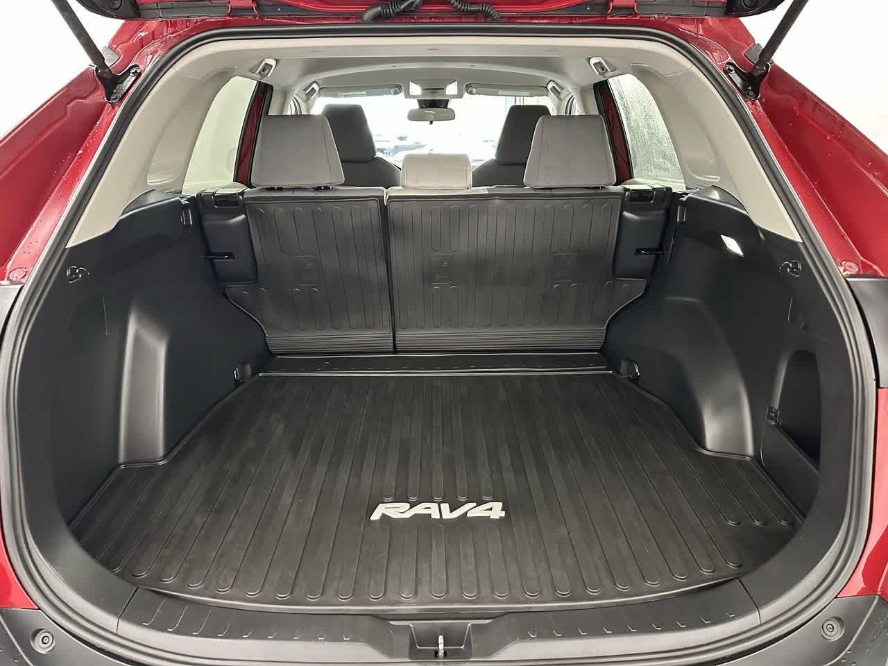 Thumbnail: 2022 Toyota RAV4 - 5