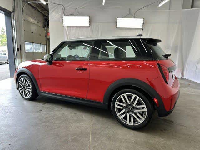 2025 Mini Cooper Hardtop photo 3
