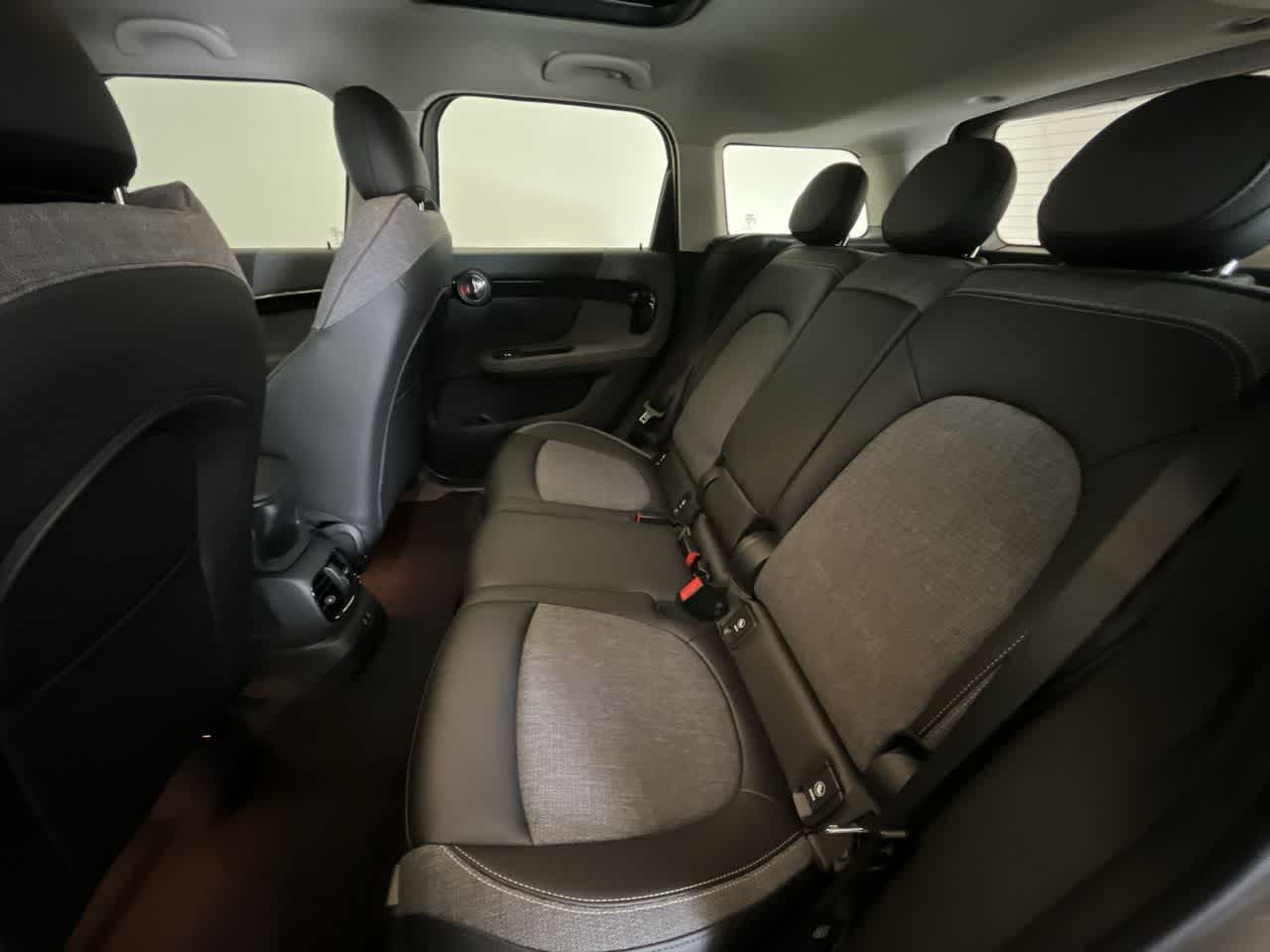 Thumbnail: 2023 MINI Cooper Countryman - 19