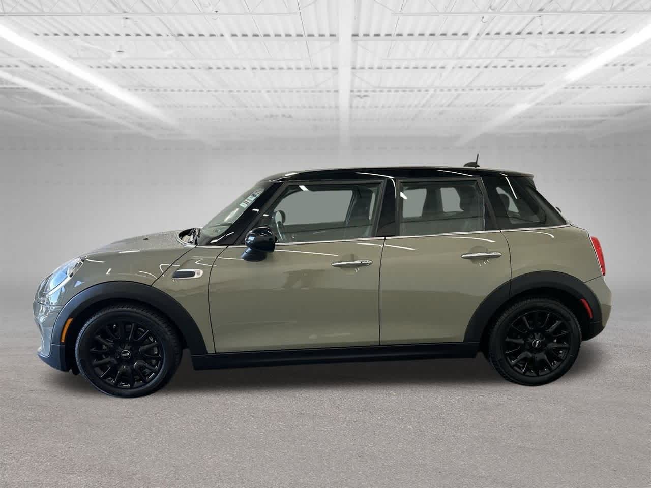 Thumbnail: 2019 MINI Cooper Hardtop - 2