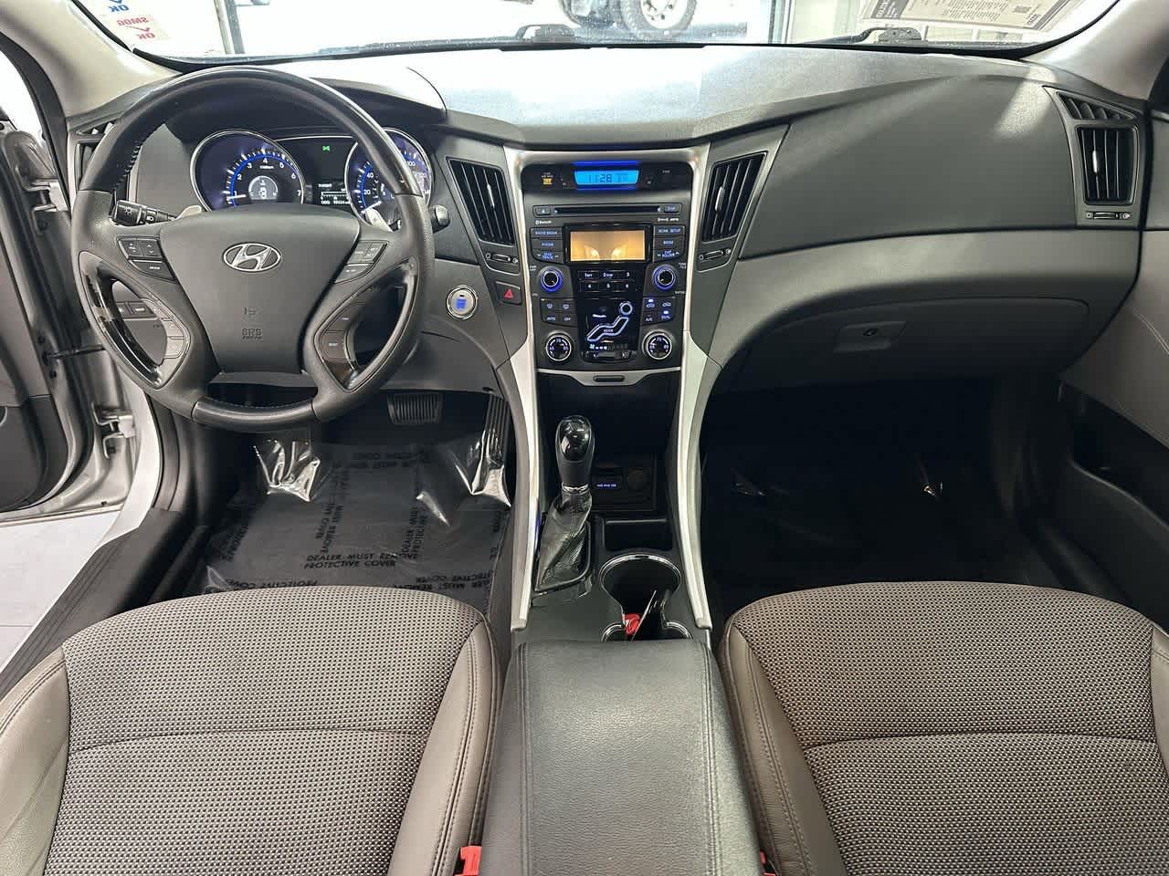 Thumbnail: 2013 Hyundai Sonata - 13