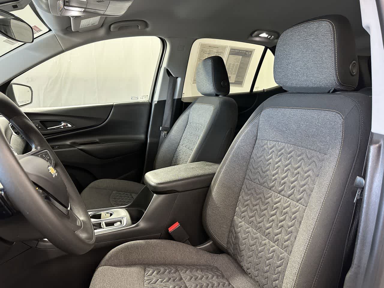 Thumbnail: 2023 Chevrolet Equinox - 11