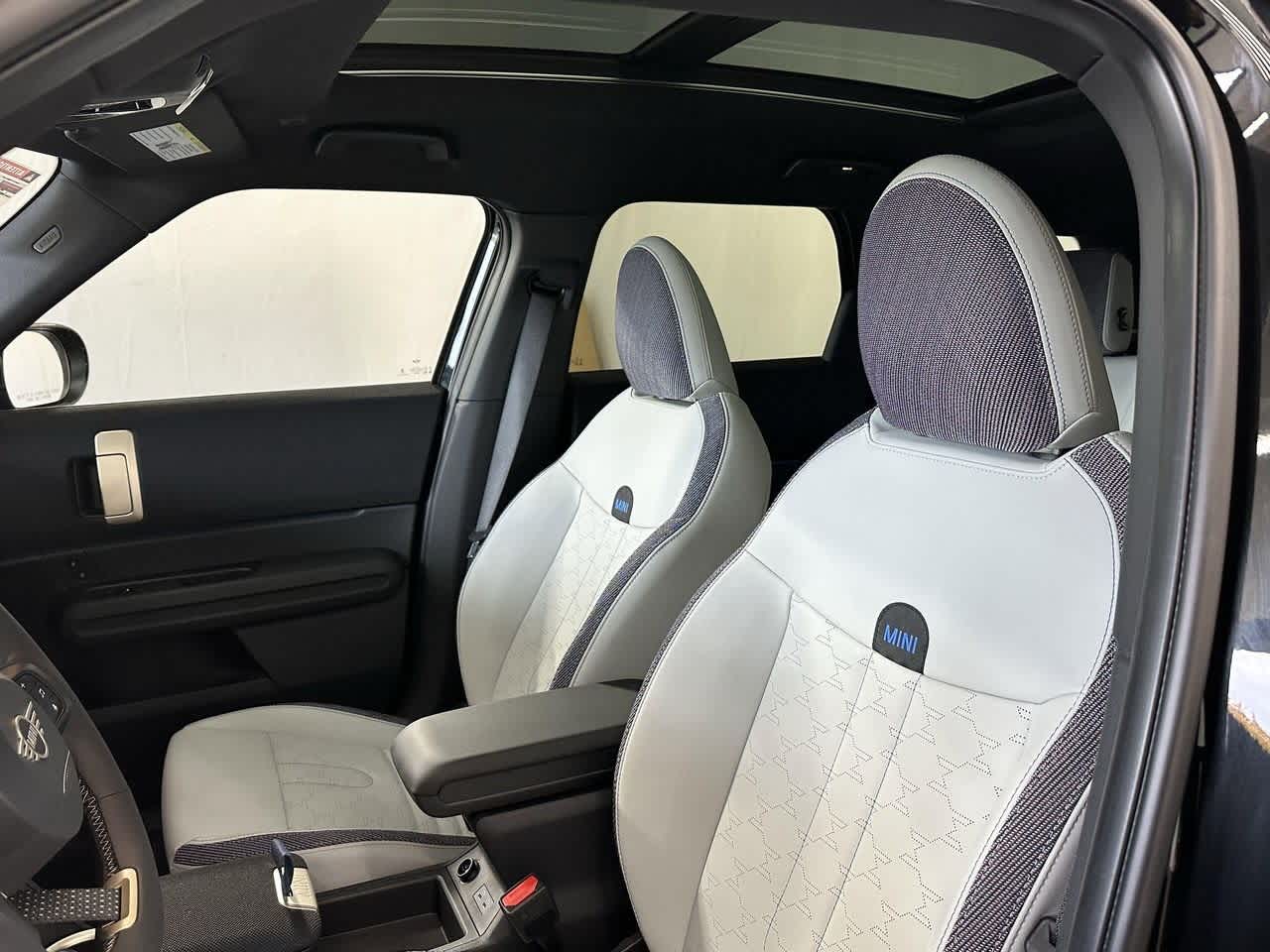 Thumbnail: 2026 MINI Cooper Countryman - 9