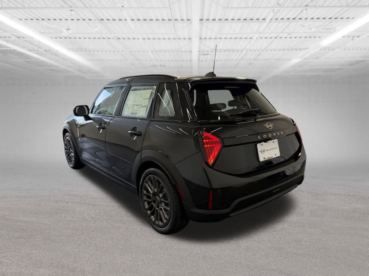 Thumbnail: 2026 MINI Cooper Hardtop - 3