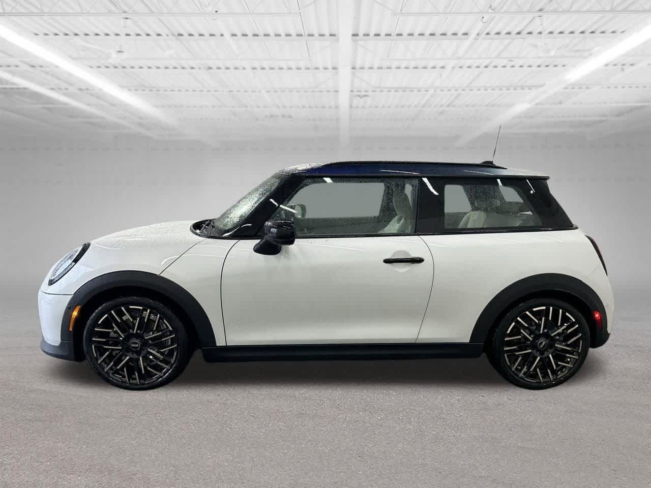 Thumbnail: 2025 MINI Cooper Hardtop - 2