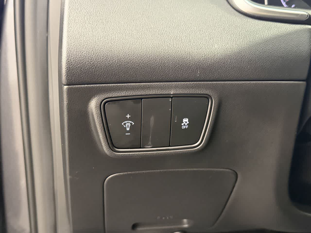 Thumbnail: 2022 Hyundai Tucson - 15