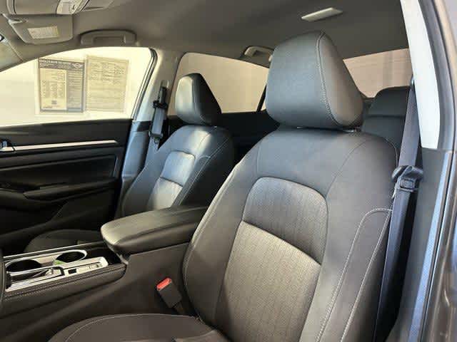 Thumbnail: 2023 Nissan Altima - 11