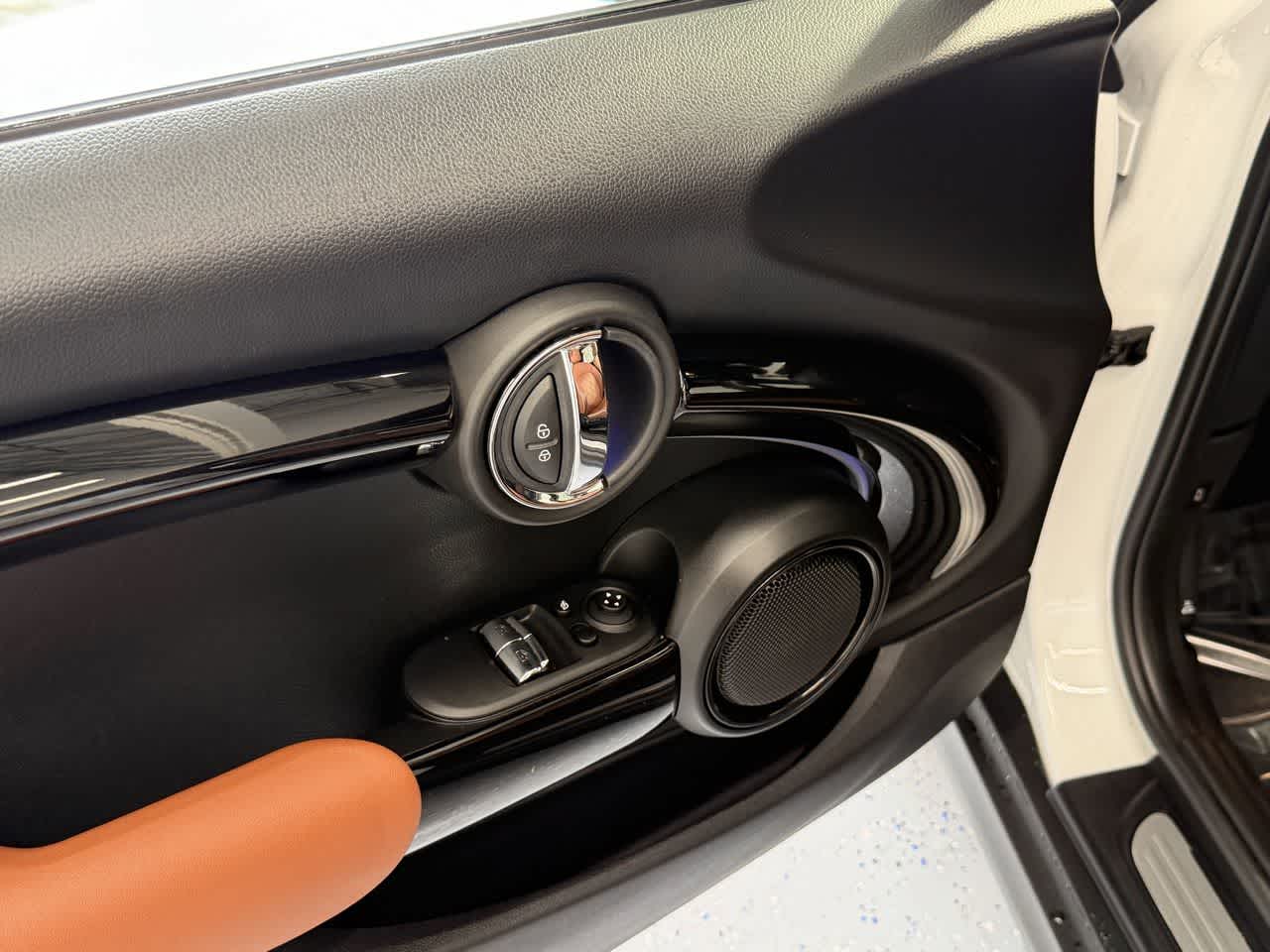 Thumbnail: 2023 MINI Cooper Hardtop - 12