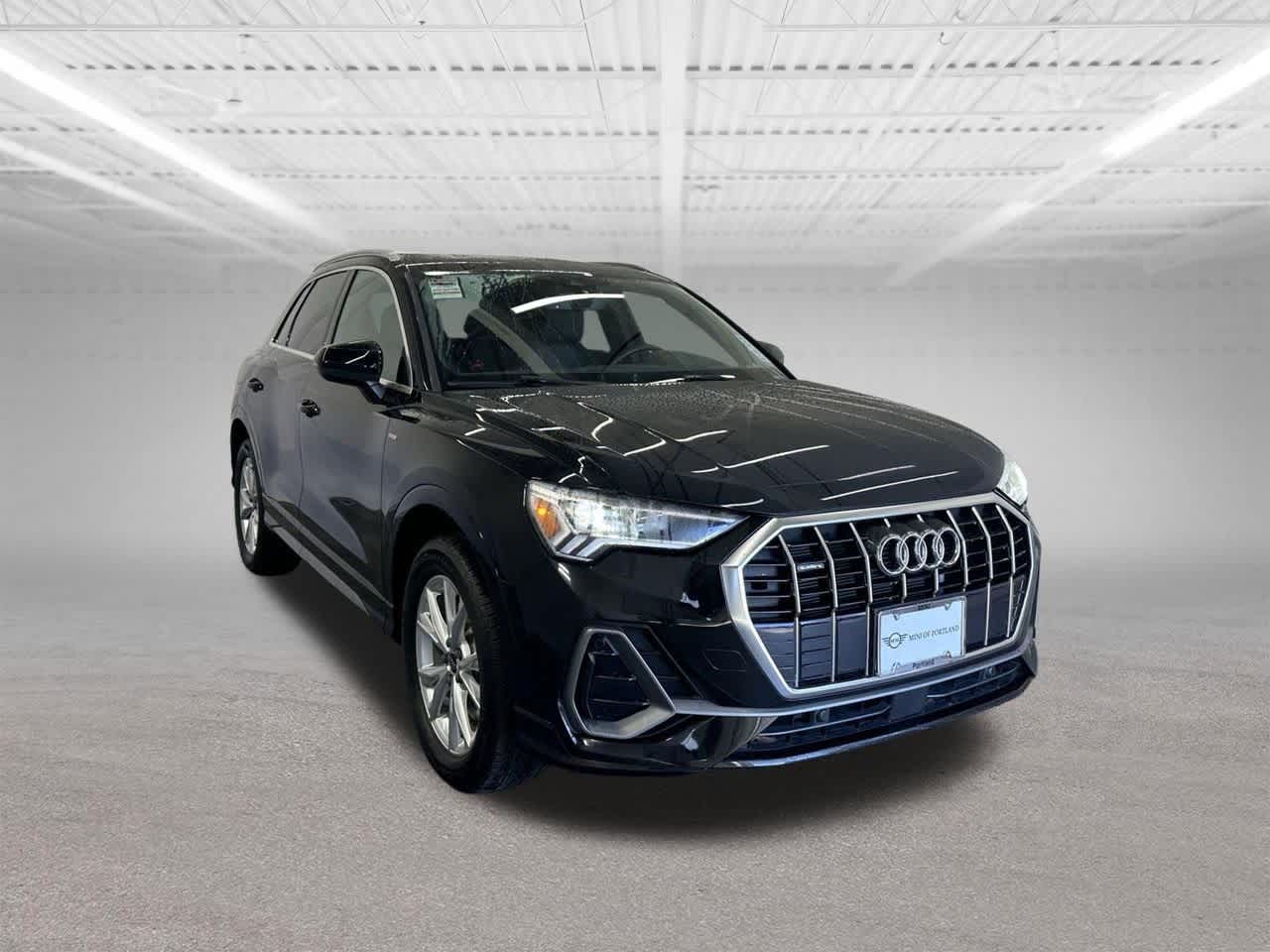 Thumbnail: 2024 Audi Q3 - 7