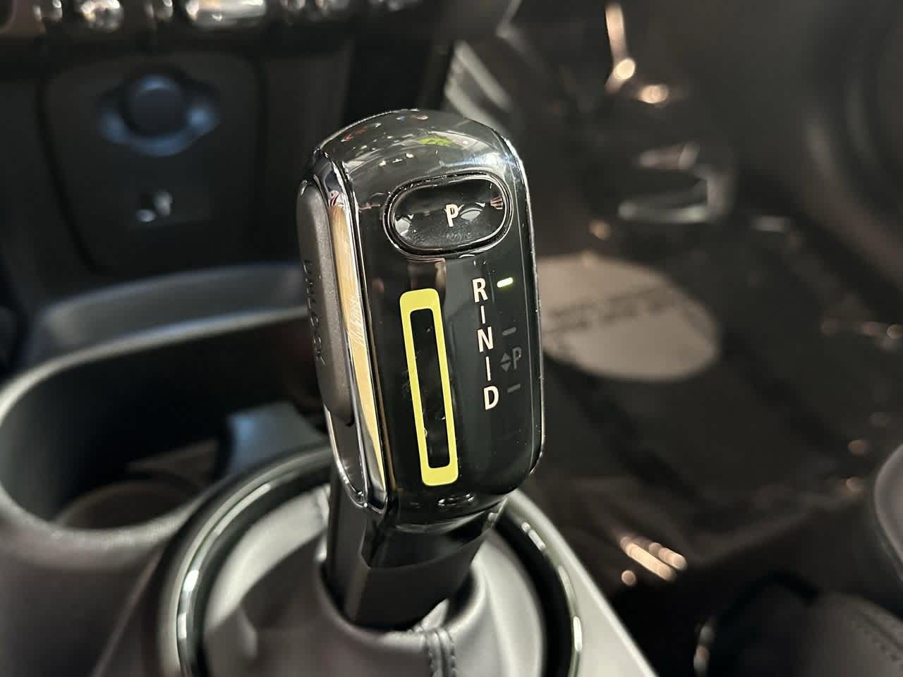 Thumbnail: 2024 MINI Cooper Hardtop - 23