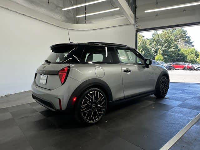 Thumbnail: 2025 MINI Cooper Hardtop - 6