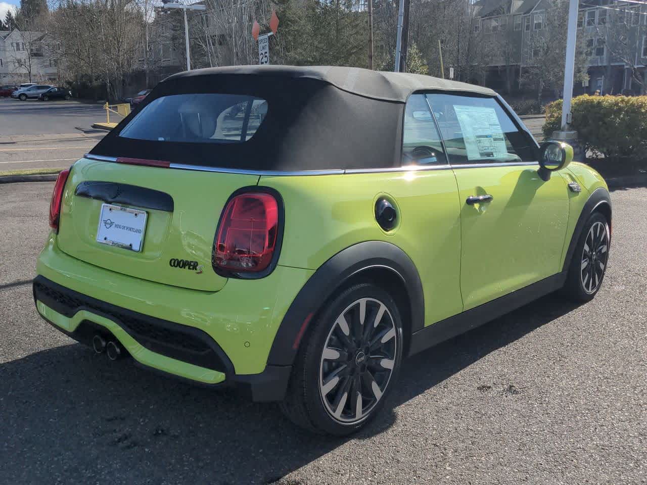 Thumbnail: 2023 MINI Cooper Convertible - 6