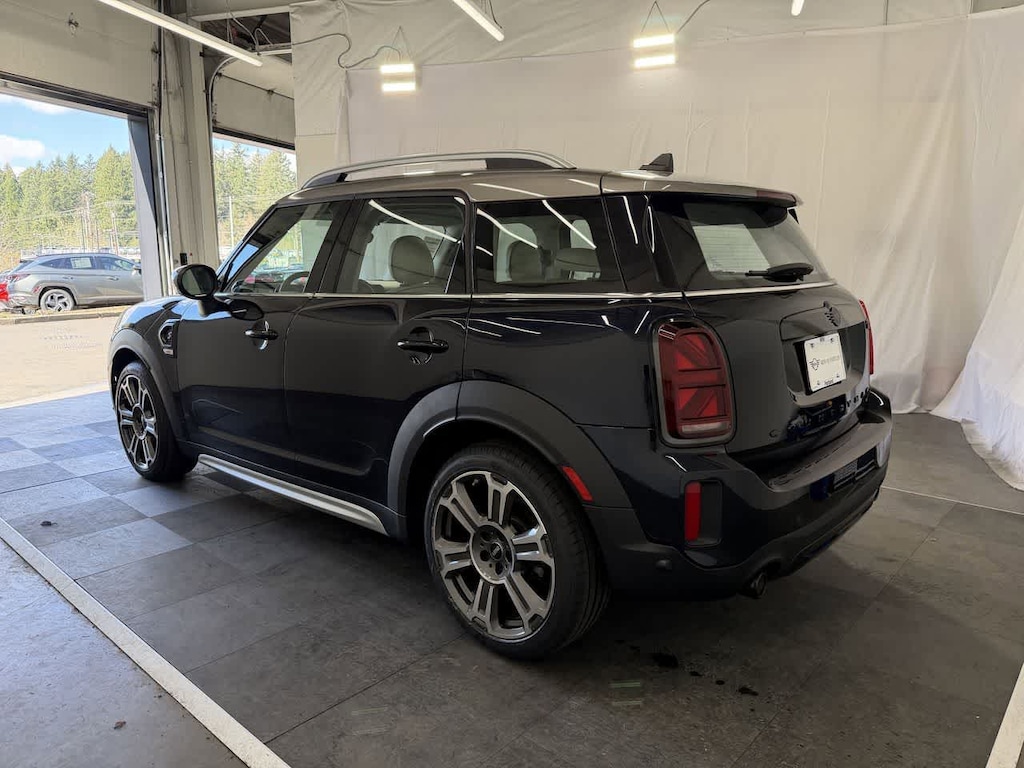 2023 Mini Cooper S Iconic photo 2