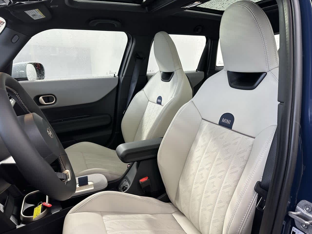 Thumbnail: 2026 MINI Cooper Hardtop - 9