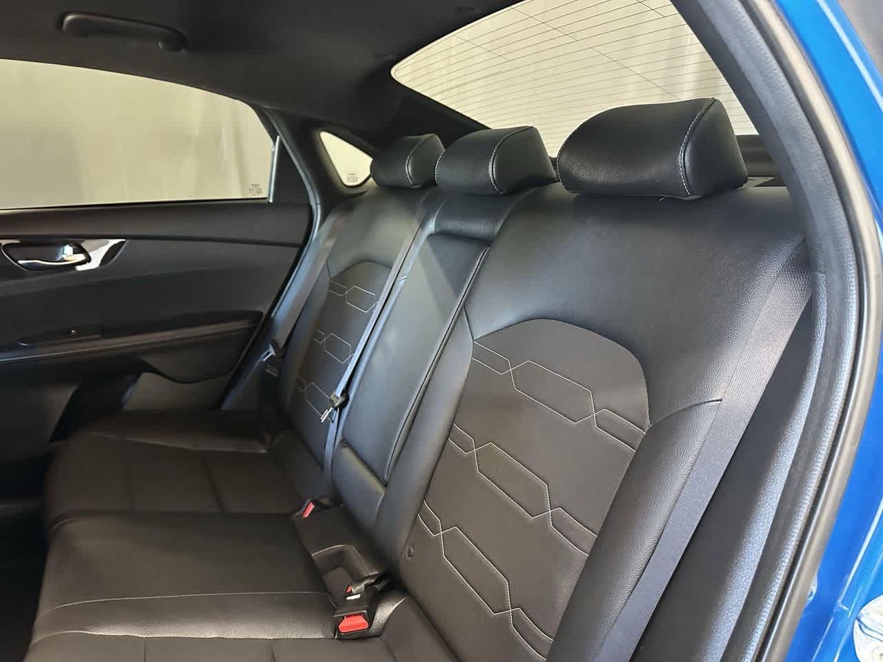 Thumbnail: 2022 Kia Forte - 12