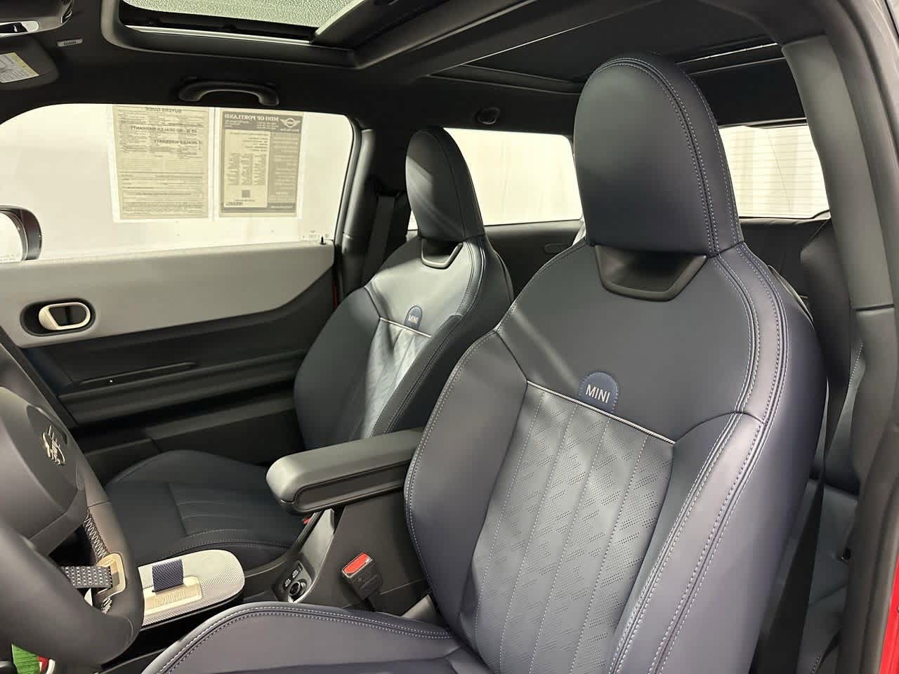 Thumbnail: 2025 MINI Cooper Hardtop - 10